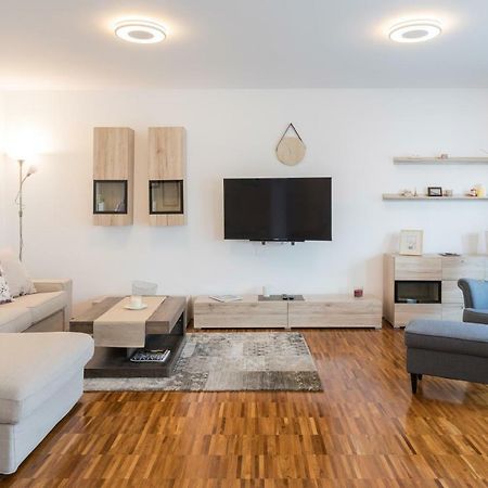 Spacious 2Bdr Apartment - Free Parking Zagreb Extérieur photo